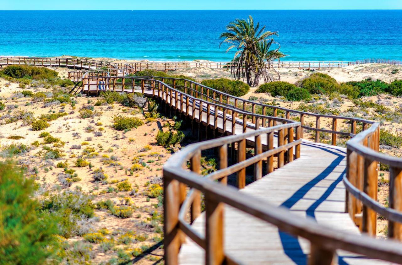 Stunning Sea Views At Just 270 M From The Beach Arenales del Sol Extérieur photo