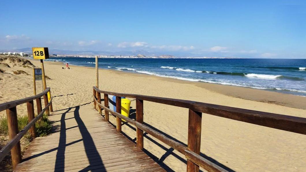 Stunning Sea Views At Just 270 M From The Beach Arenales del Sol Extérieur photo